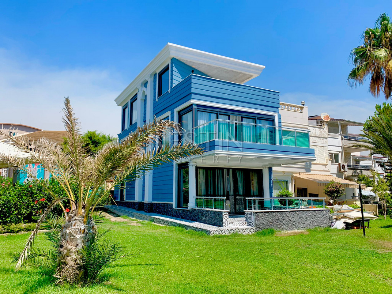 Шикарная Вилла 3+1 в районе Конаклы на берегу моря фото 2