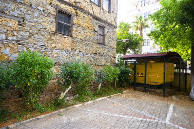 Просторная квартира 3+1 в центре города Аланья с видом на горы фото 3