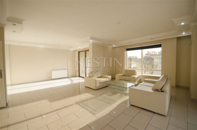 Просторная квартира 3+1 в центре города Аланья с видом на горы фото 15