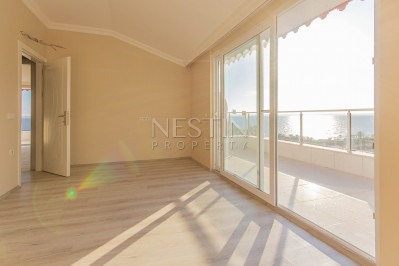 Пентхаус 4+1 в районе Каргыджак с шикарным видом на море фото 25