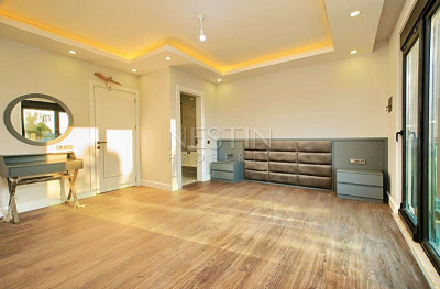 Красивая и уютная Вилла 3+1 в районе Лара фото 15