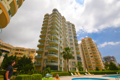 Пентхаус 3+1 в районе Махмутлар с видом на море и горы фото 1