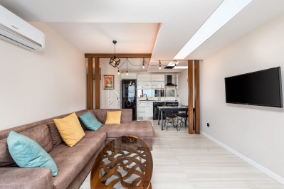 Стильная квартира 1+1 в шикарном комплексе в районе Каргыджак фото 9