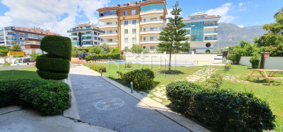 Просторная квартира 1+1 в районе Кестель с видом на море фото 2