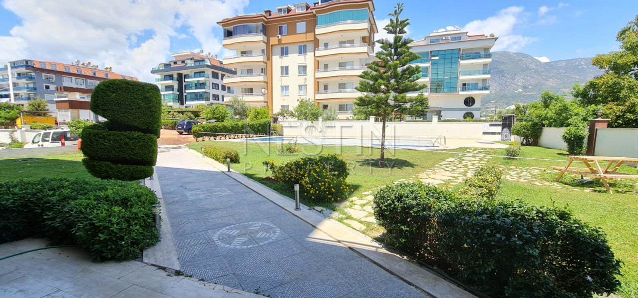 Просторная квартира 1+1 в районе Кестель с видом на море фото 2