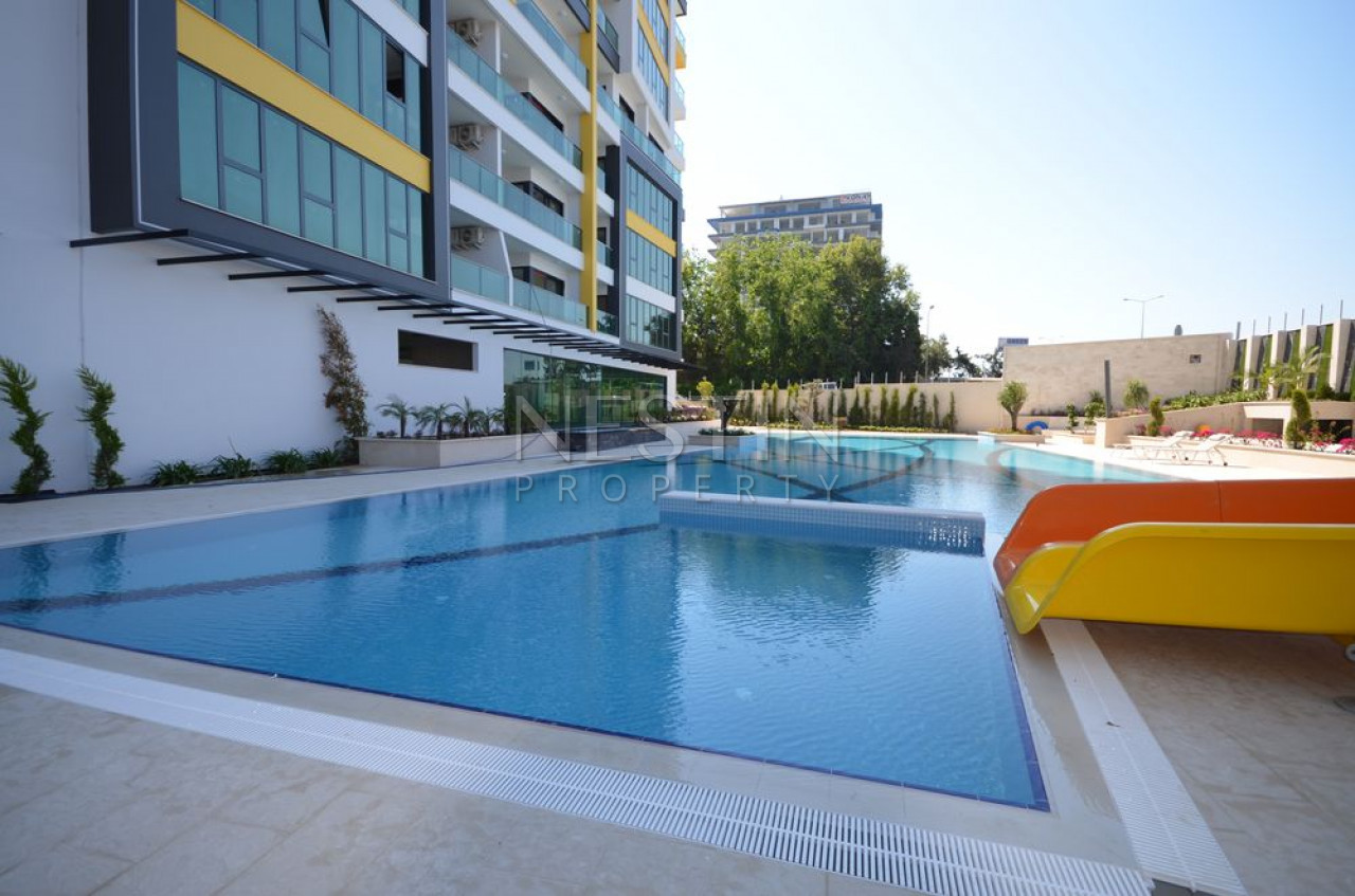 Просторная квартира 2+1 в хорошем комплексе в районе Махмутлар фото 6