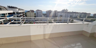 Просторный пентхаус 2+1 в районе Кестель с видом на море фото 20