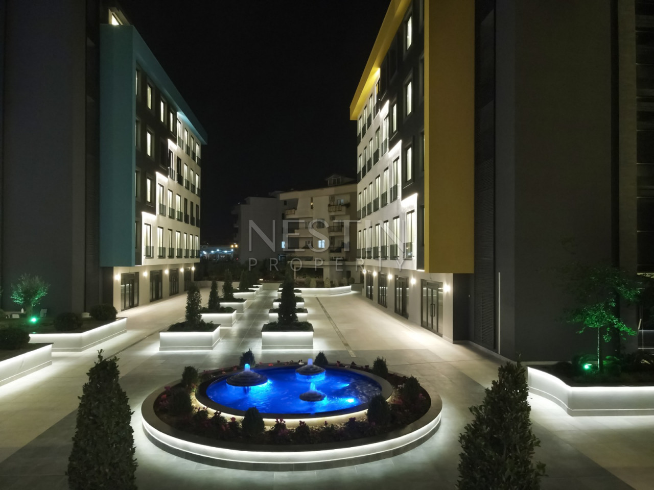 Бизнесс центр с офисами и магазинами в районе Оба фото 7