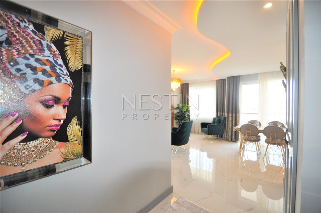 Шикарная квартира 2+1 с видом на реку, горы и море в районе Тосмур фото 22