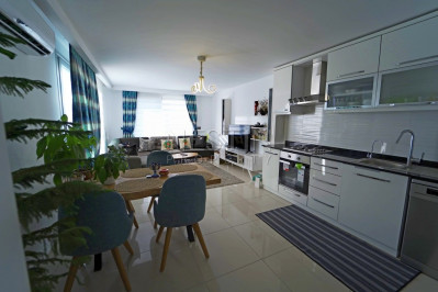 Пентхаус 3+1 в жилом комплексе отельного типа в районе Кестель фото 3