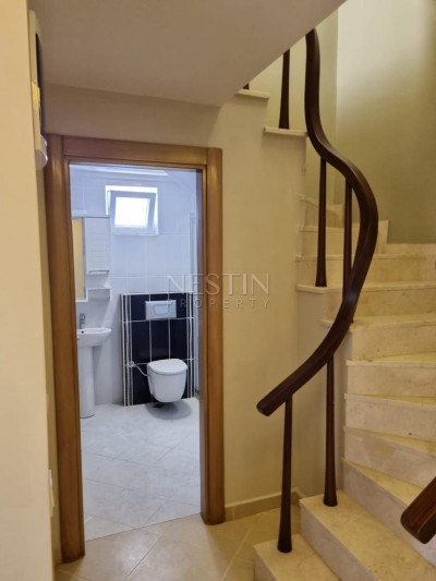 Просторный пентхаус 4+1 с шикарным видом на море в районе Кестель фото 5