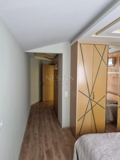 Просторный пентхаус 4+1 с шикарным видом на море в районе Кестель фото 13