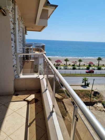 Просторный пентхаус 4+1 с шикарным видом на море в районе Кестель фото 24