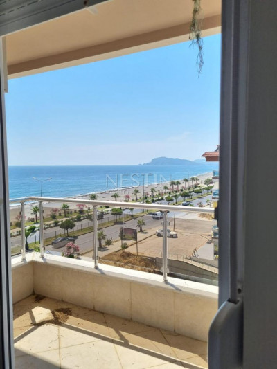 Просторный пентхаус 4+1 с шикарным видом на море в районе Кестель фото 25