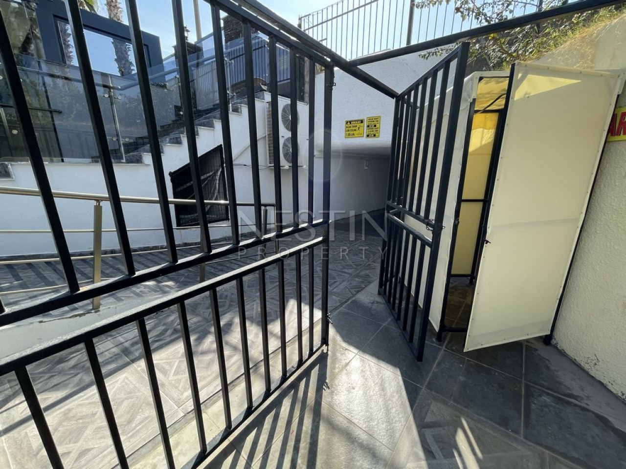 Квартира 2+1 в комплексе с собственным пляже в районе Тосмур фото 8