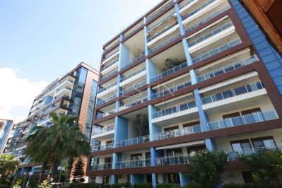 Просторная квартира 1+1 в хорошем ЖК в районе Джикджилли фото 1