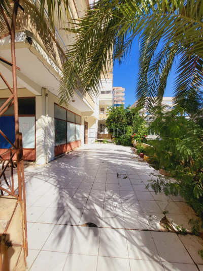 Просторная квартира 3+1 в комплексе на первой линии в районе Махмутлар фото 2