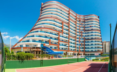 Квартира 3+1 в хорошем жилом комплексе в районе Махмутлар фото 1