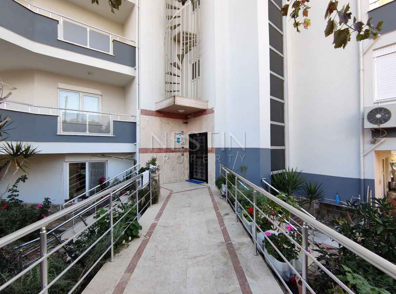 Большая квартира пентхаус 3+1 в районе Махмутлар с красивым видом фото 3