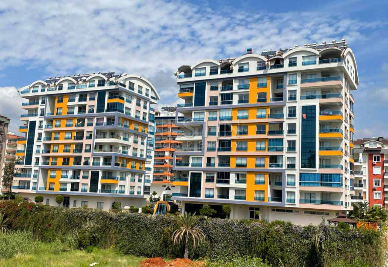 Просторная квартира 3+1 в районе Тосмур в 500 м от моря фото 1