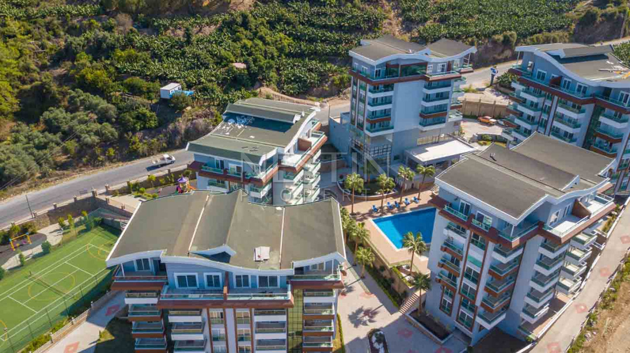 Квартиры планировкой 1+1 в районе Каргыджак фото 1