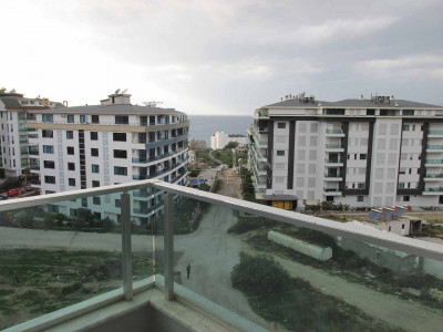 Квартиры планировкой 1+1 в районе Каргыджак фото 46