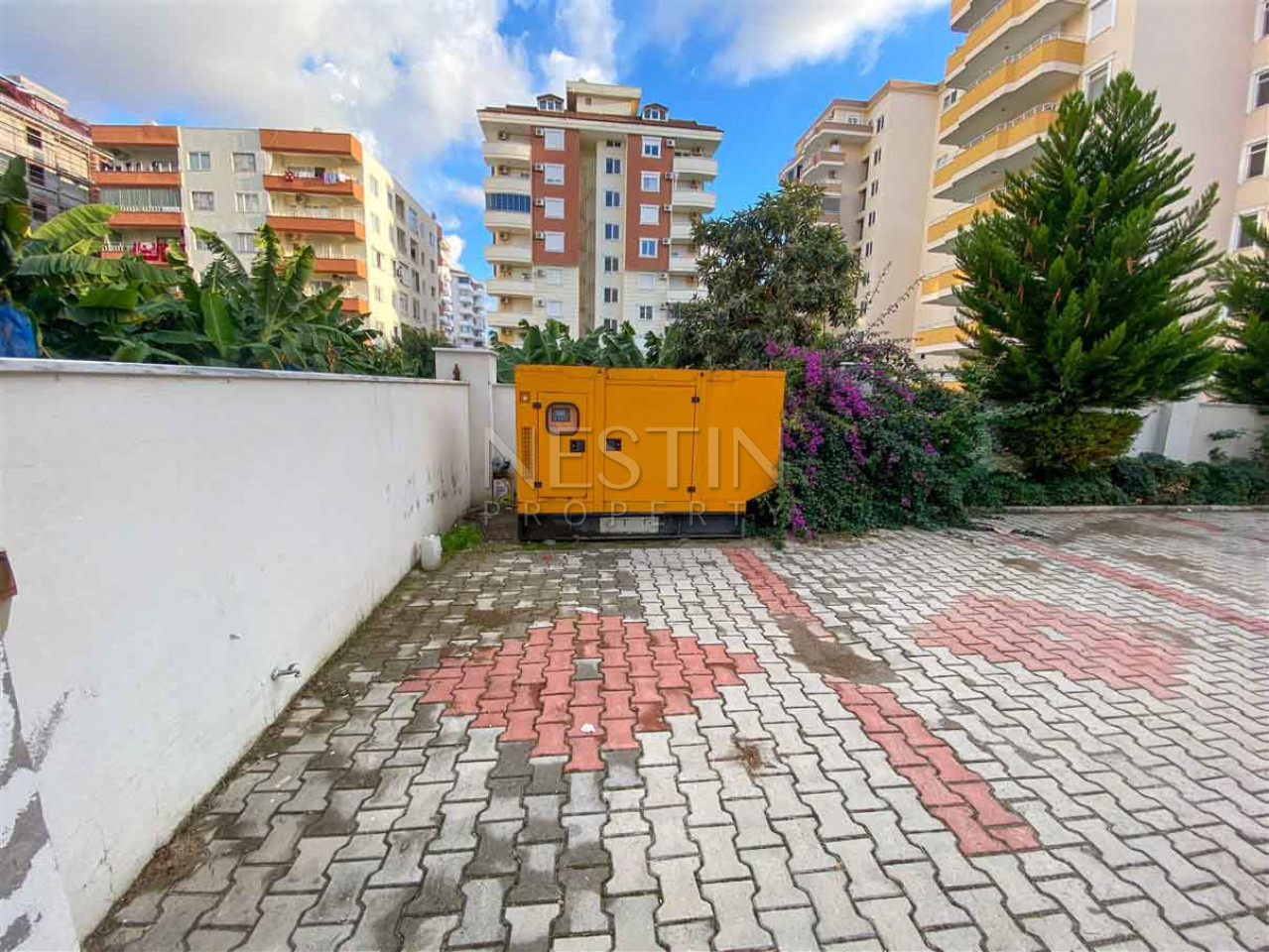 Квартира 3+1 в районе Махмутлар с отдельной кухней фото 3