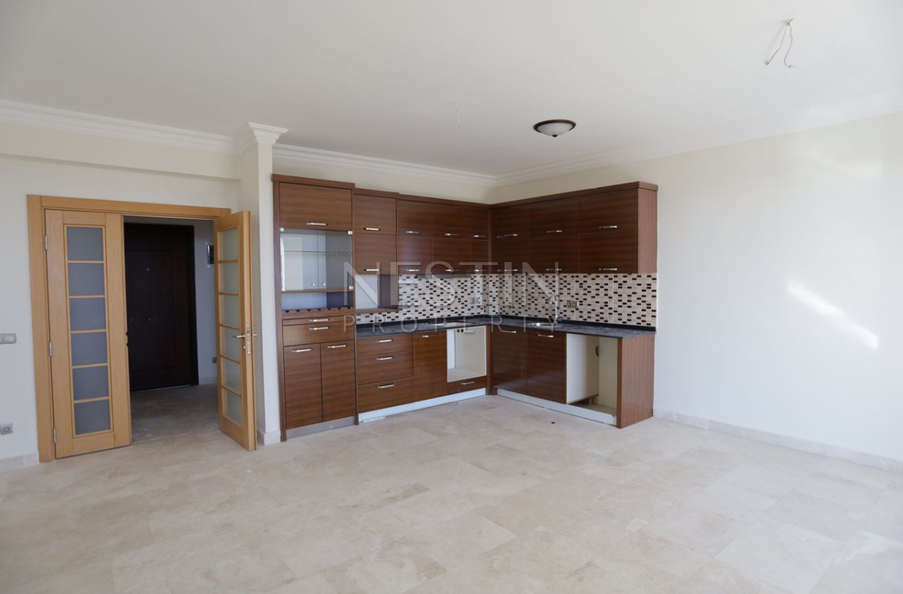 Таунхаус 3+1 в районе Каргыджак с шикарным видом на море и годы фото 3