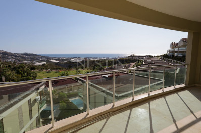 Таунхаус 3+1 в районе Каргыджак с шикарным видом на море и годы фото 9