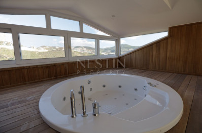 Таунхаус 3+1 в районе Каргыджак с шикарным видом на море и годы фото 38