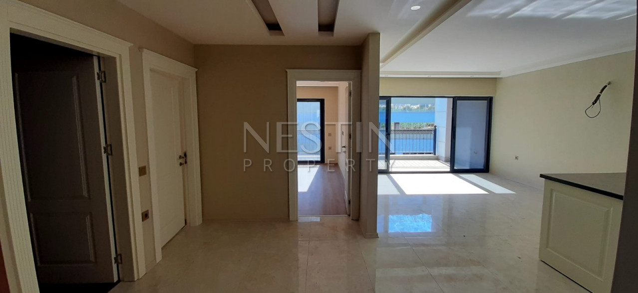 Квартира 2+1 в хорошем комплексе в районе Каргыджак в 100 м от моря фото 13