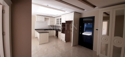 Квартира 2+1 в хорошем комплексе в районе Каргыджак в 100 м от моря фото 17