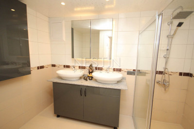 Квартира 2+1 с дизайнерским оформлением в районе Тосмур фото 42