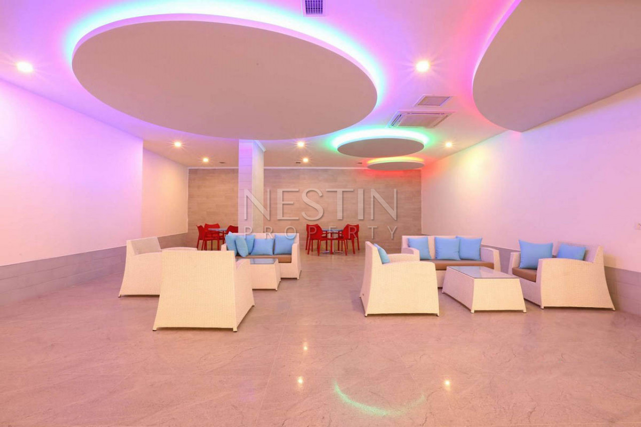 Пентхаус планировкой 4+1 с панорамным видом на море в районе Кестель фото 7