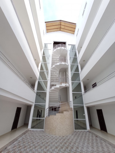 Бюджетная квартира 1+1 в районе Конаклы с видом на море и город фото 9