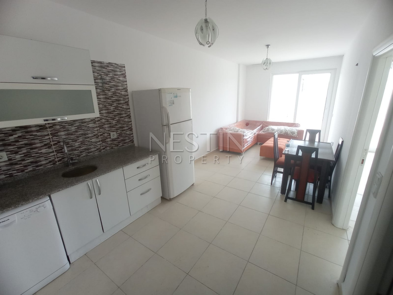 Бюджетная квартира 1+1 в районе Конаклы с видом на море и город фото 16