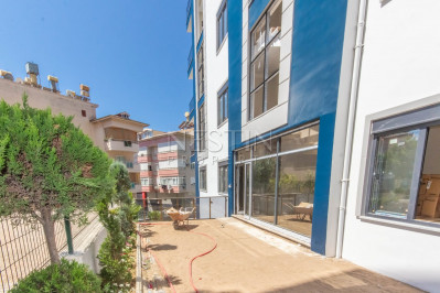 Просторная квартира 3+1 в новом доме в центре города Аланья фото 9