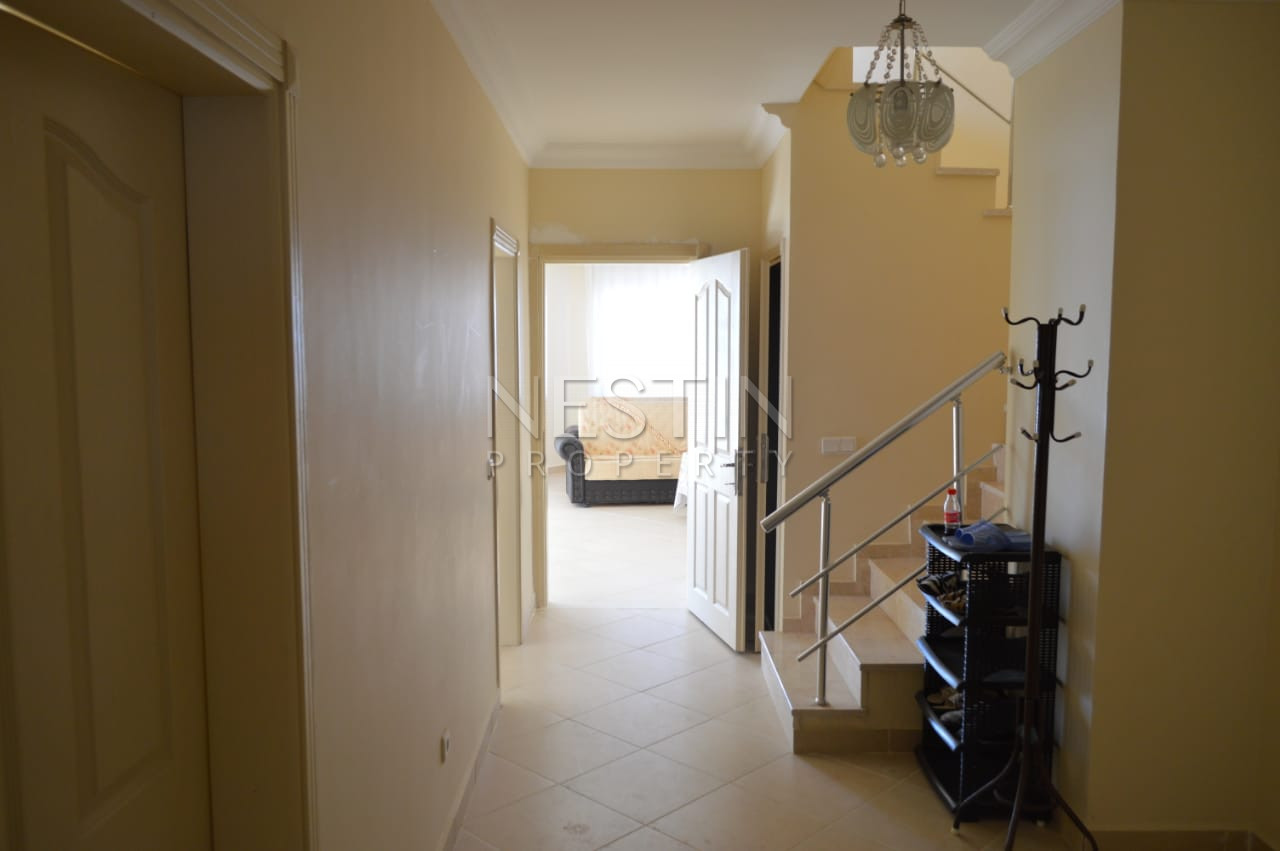 Пентхаус 3+1 в районе Махмутлар с красивым видом на море и горы фото 4