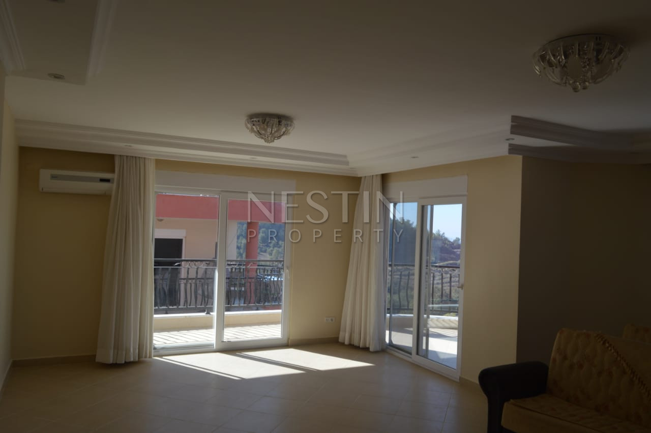 Пентхаус 3+1 в районе Махмутлар с красивым видом на море и горы фото 8