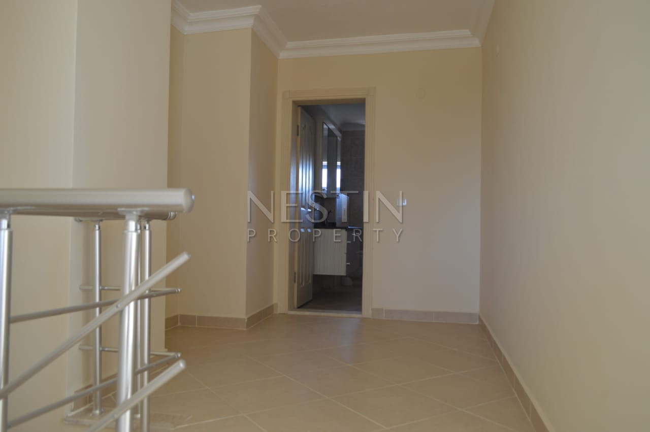 Пентхаус 3+1 в районе Махмутлар с красивым видом на море и горы фото 10