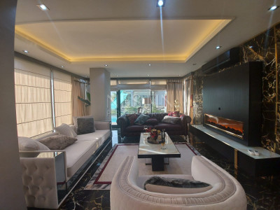 Шикарная вилла с прекрасным видом на Средиземное море в районе Бекташ фото 6