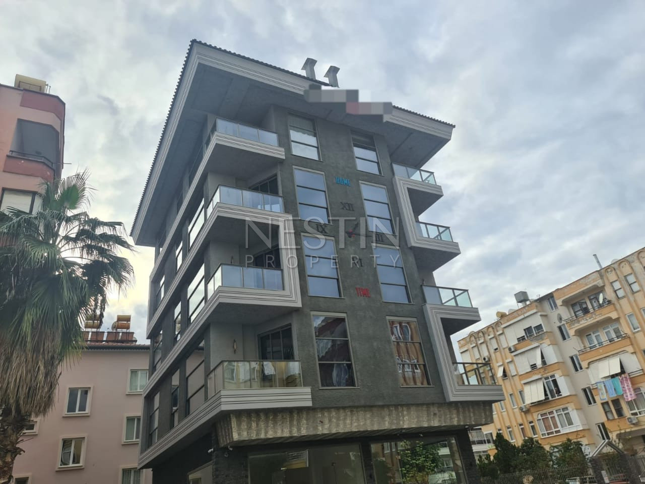 Пентхаус в новом комплексе центра Алании в 500 м от пляжа Дамталаш фото 1