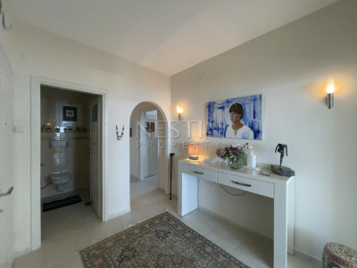 Большая, просторная квартира 3+1 в районе Тосмур с видом на море и горы фото 4