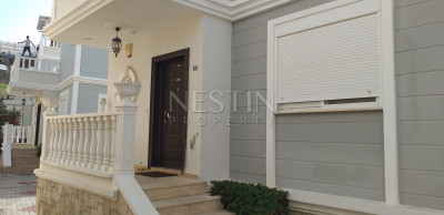 Вилла 4+1 в районе Джикджилли с прекрасным панорамным видом на море и крепость фото 4