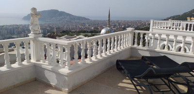 Вилла 4+1 в районе Джикджилли с прекрасным панорамным видом на море и крепость фото 8