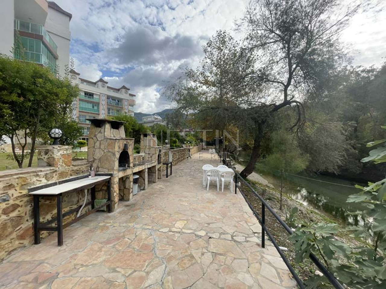 Просторная квартира дуплекс 2+1 в районе Тосмур фото 7