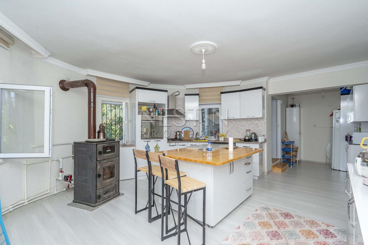 Вилла 6+1 в районе Турклер с видом на море и приятной стоимости фото 7