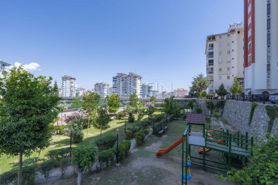 Большая квартира 2+1 в районе Джикджилли с видом на горы фото 4