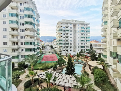 Просторные апартаменты 2+1 в благоустроенном комплексе района Тосмур фото 1