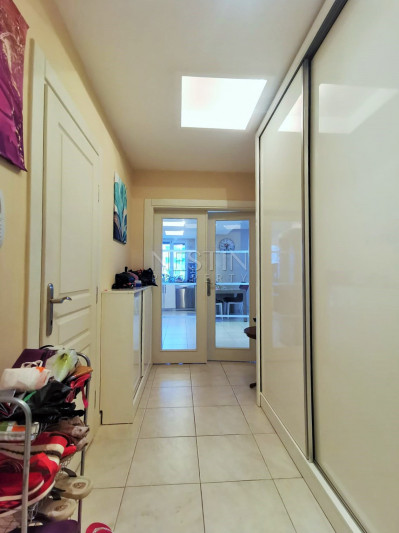 Просторные апартаменты 2+1 в благоустроенном комплексе района Тосмур фото 2